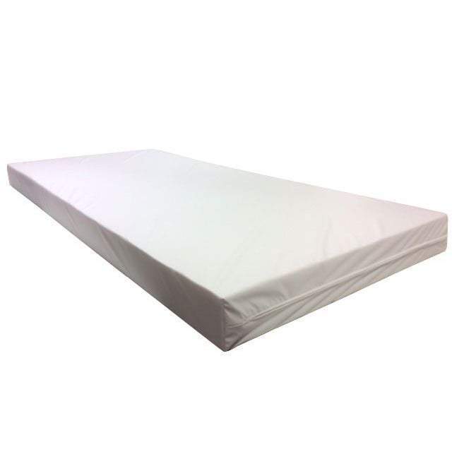 Hygieniapatjat, hygieniapetauspatjat ja hygieniapatjojen vaihtopäälliset. Useita erilaisia malleja erilaisiin käyttötarkoituksiin kotiin tai hoivakotiin. Toimitamme hygieniapatjoja myös erikoismitoilla. Oivapalvelut.fi